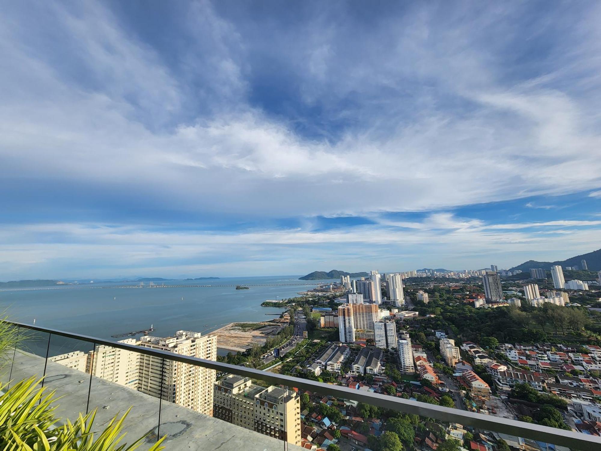 Urban Suites - Penang Jelutong Εξωτερικό φωτογραφία